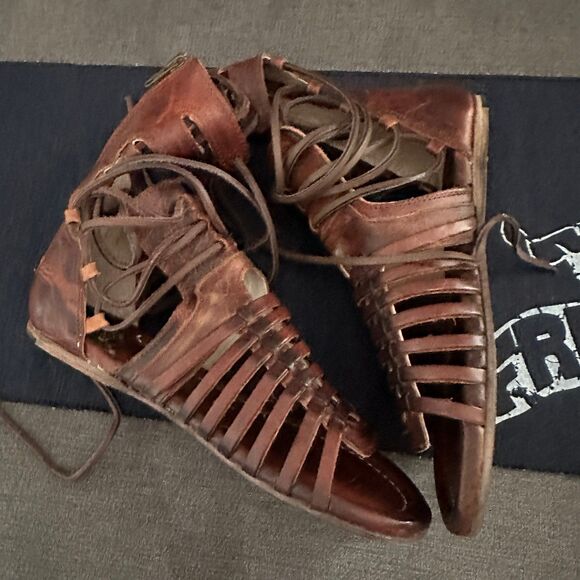 Freebird by Steven | Shoes | New Freebird By Steven Sanibel  Freebird by Steven Sanibel Gladiator Sandals size 11 NEW